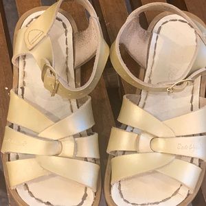 Saltwater Sandals. Gold!